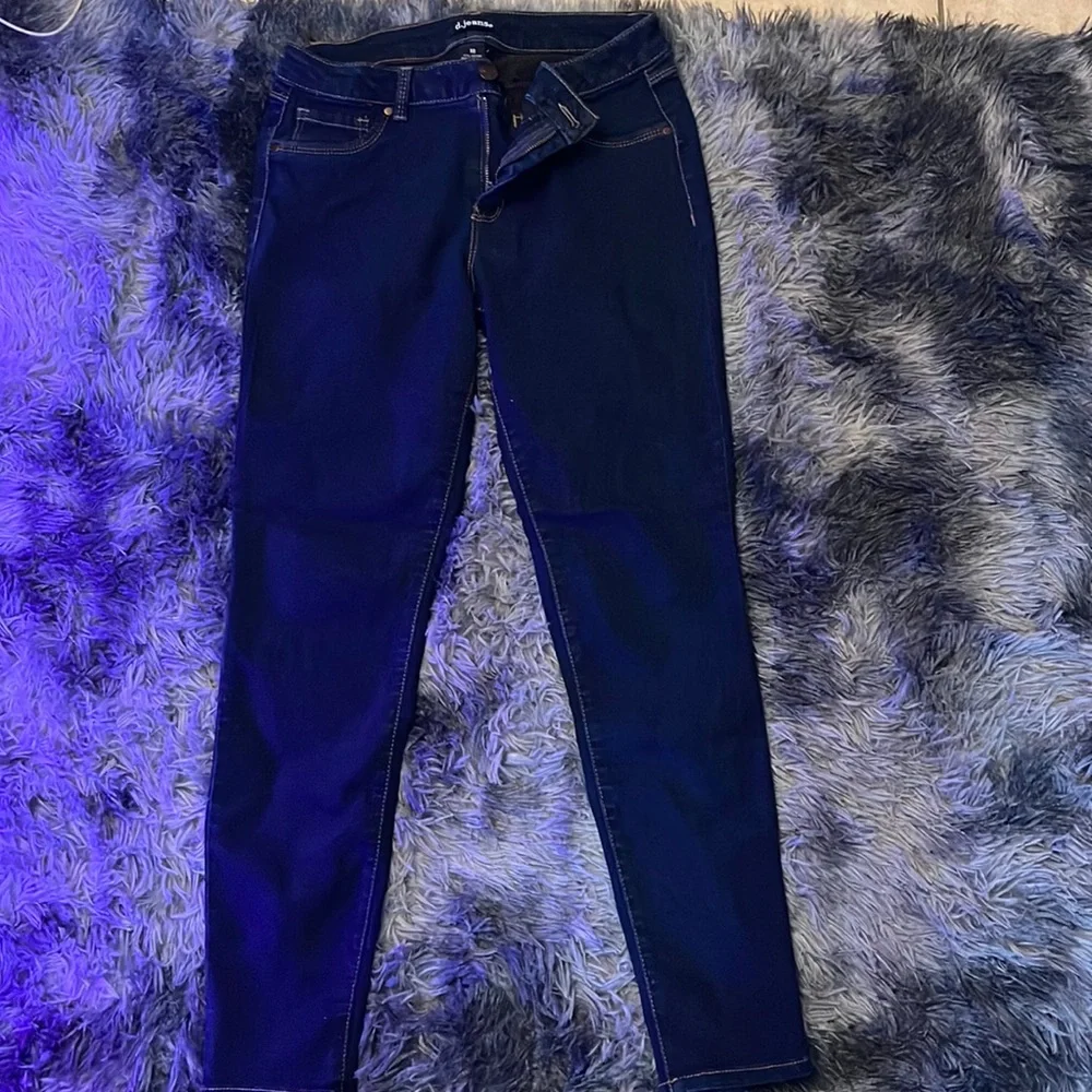 Jeans - Picture 1 of 1